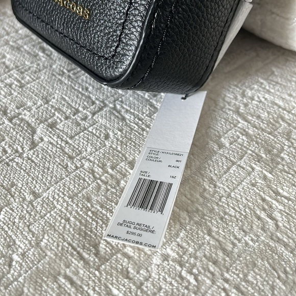 MARC JACOBS Pebbled Leather Crossbody Bag in Black - Picture 7 of 7